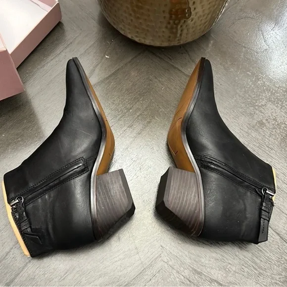 Franco Sarto Women's Spur Pointed Toe Ankle Boot - Picture 8 of 9